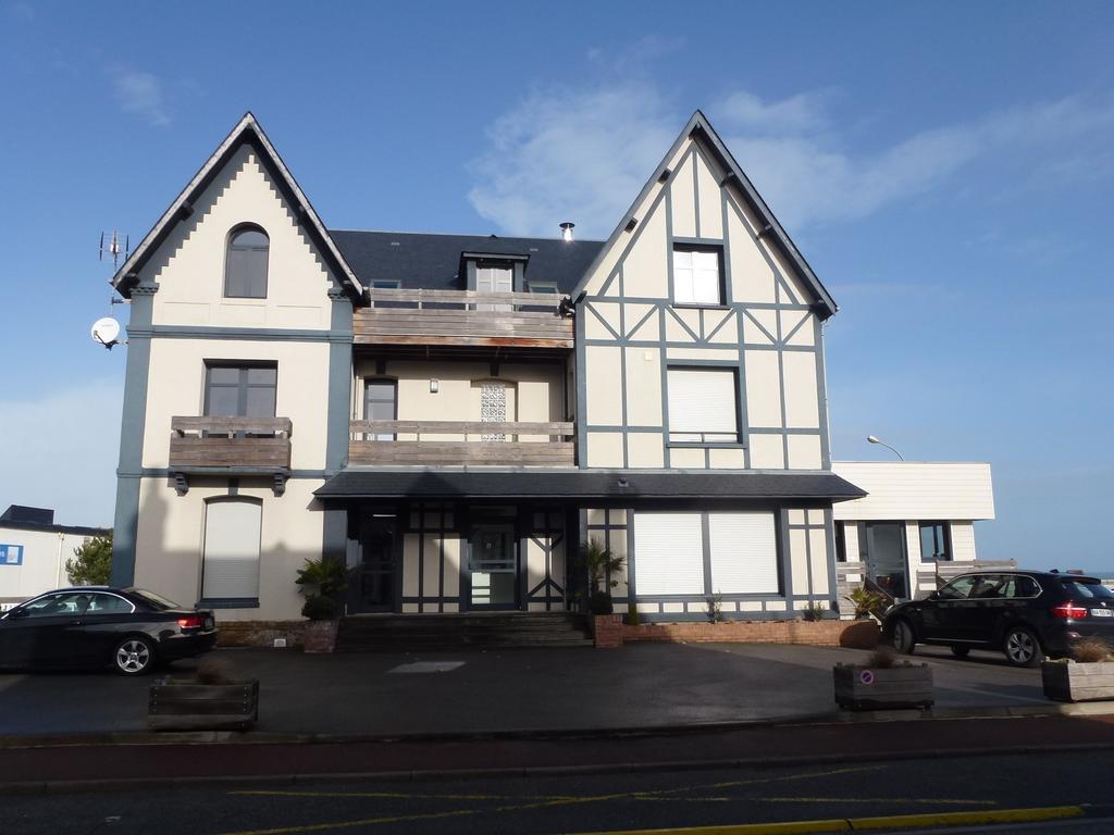 Le Normandy Apartman Pourville-sur-Mer Szoba fotó